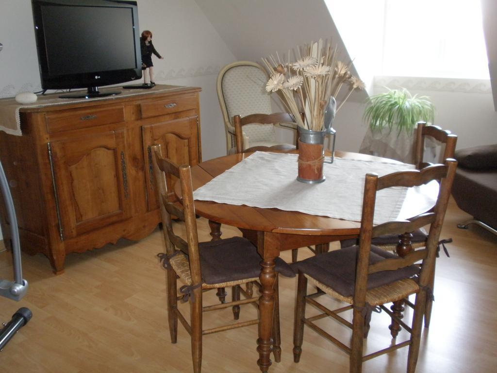 Chambre D'hôtes Francine et Gérard Le Mans Extérieur photo